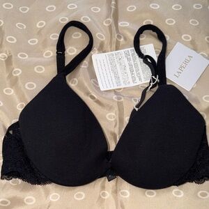 La Perla Elegant Black Bra with Lace Detail